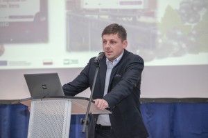Piotr Zieliński reprezentujący Stowarzyszenie Plantatorów Truskawki zachęcał do wstępowania w jego szeregi 