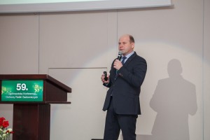 Dr Piotr Baryła przedstawił aktualne problemy producentów czarnych porzeczek 