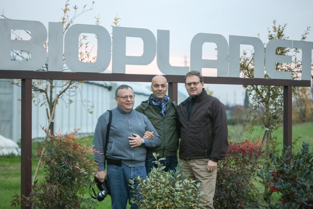 Od lewej Maciej Maciejewski, Andrea Sala i Wiesław Dubiela w siedziebie firmy Bioplanet 